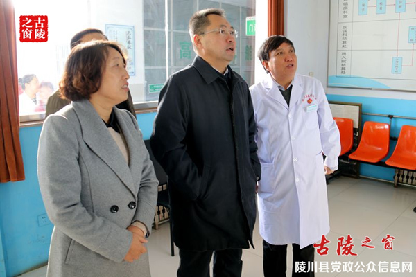   ί     ƶ   ҽ   һ廯 ĸ  괨 ί